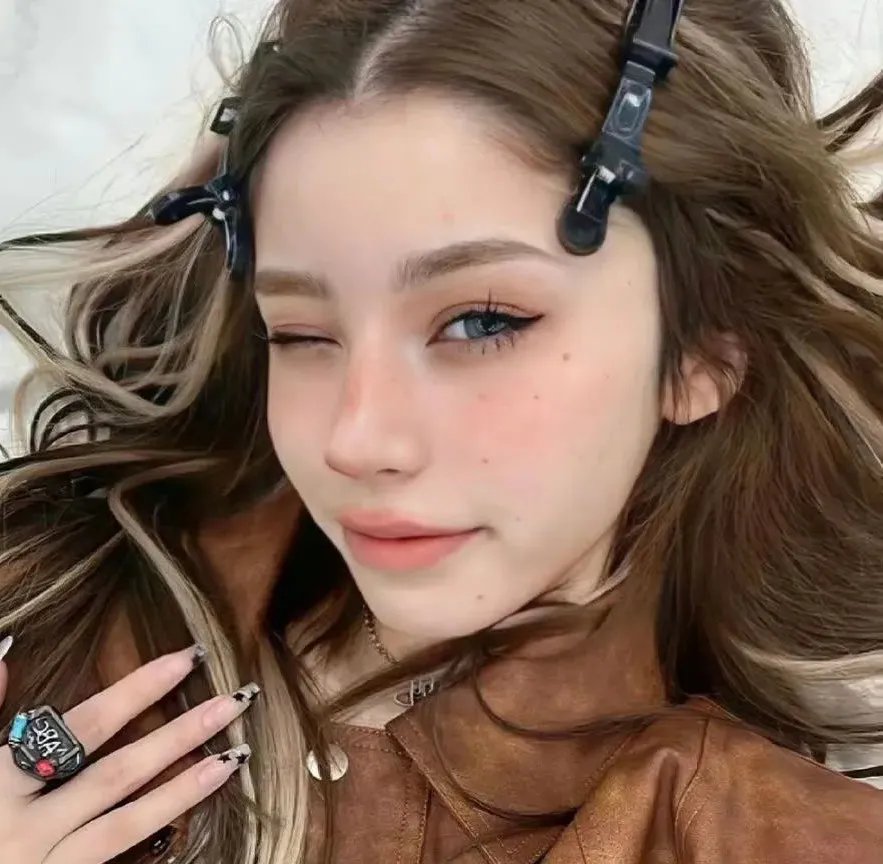 名模迷踪
